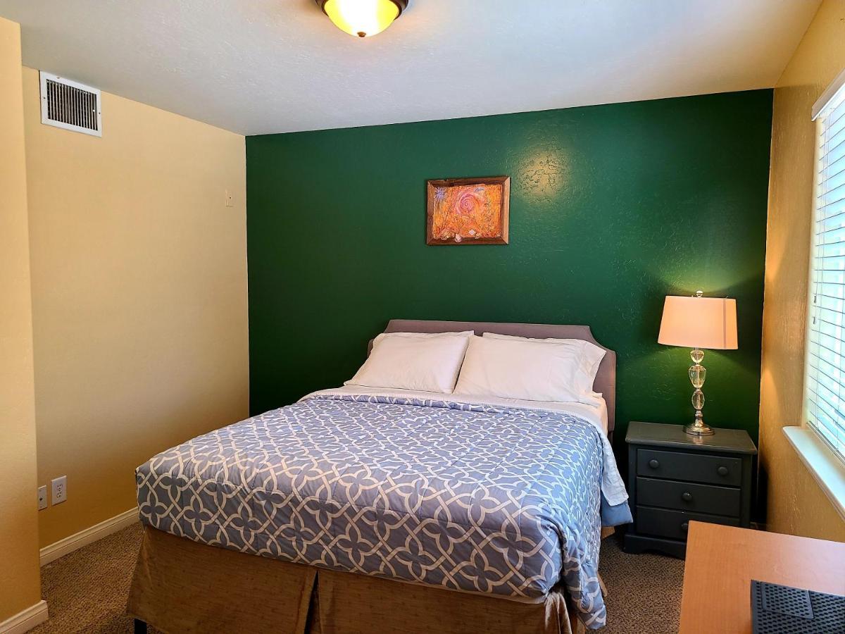 קרנוויל Sacred Mtn River Suites מראה חיצוני תמונה