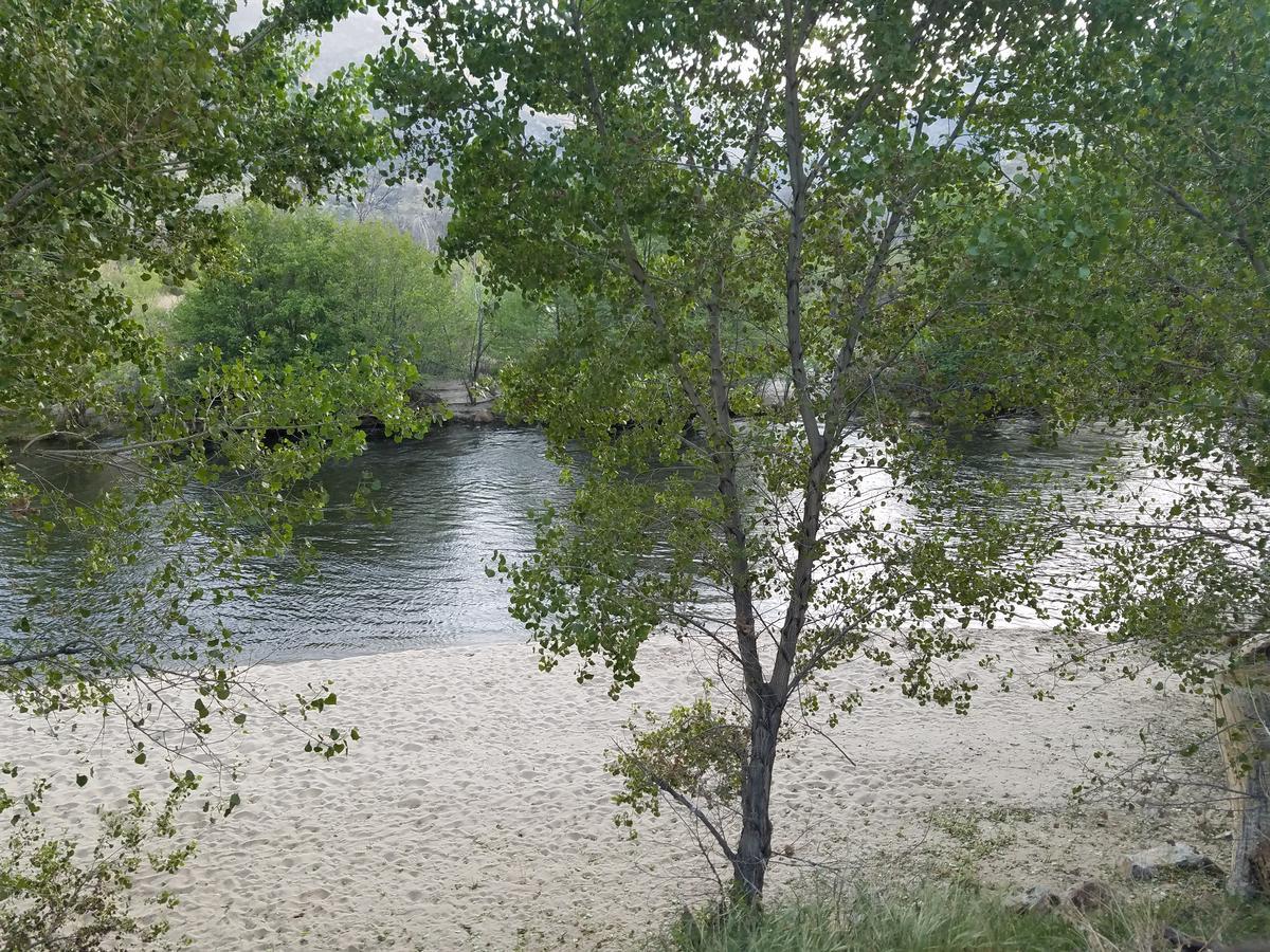 קרנוויל Sacred Mtn River Suites מראה חיצוני תמונה