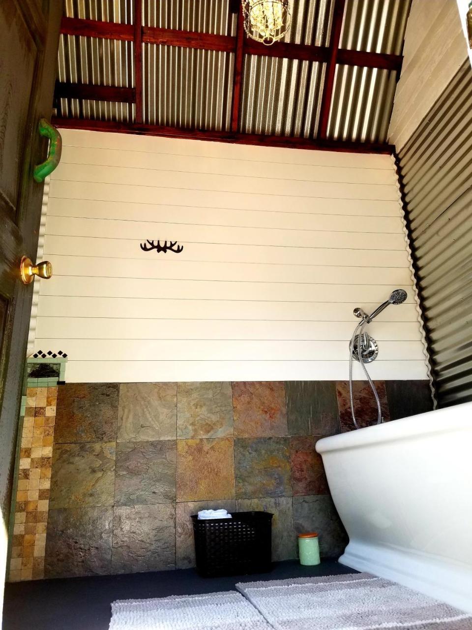 קרנוויל Sacred Mtn River Suites מראה חיצוני תמונה
